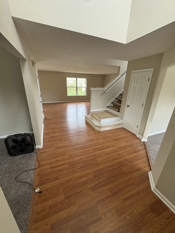 884 Quillen Ct - Photo 5 of 17