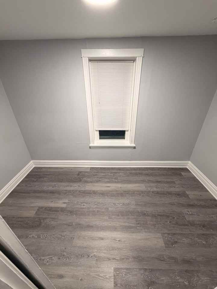 4537 S Francisco Ave - Photo 4 of 7