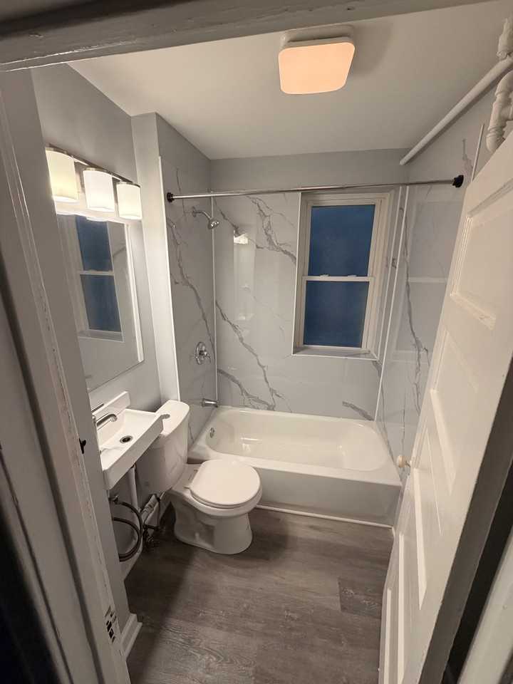 4537 S Francisco Ave - Photo 6 of 7