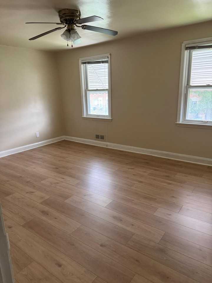 4413 Parkton St - Photo 2 of 21