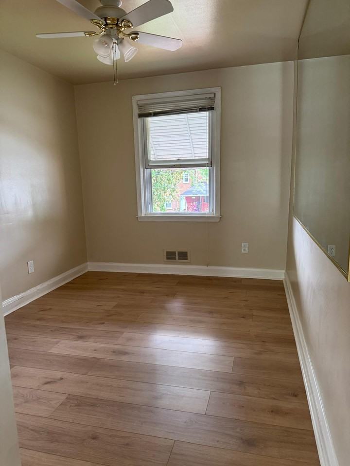 4413 Parkton St - Photo 7 of 21