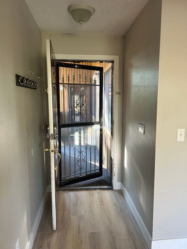 627 W Jefferson Pl - Photo 2 of 15