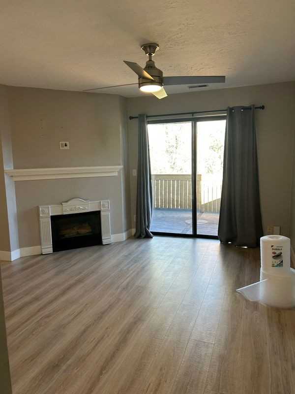 627 W Jefferson Pl - Photo 4 of 15