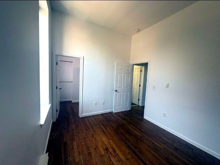 7 Pembroke St - Photo 4 of 5