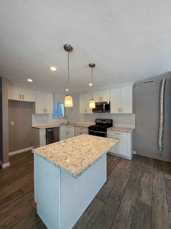 1251 N Baker Ave - Photo 4 of 20