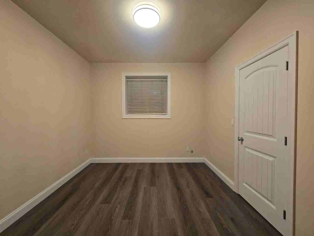 7322 Broadway - Photo 3 of 10