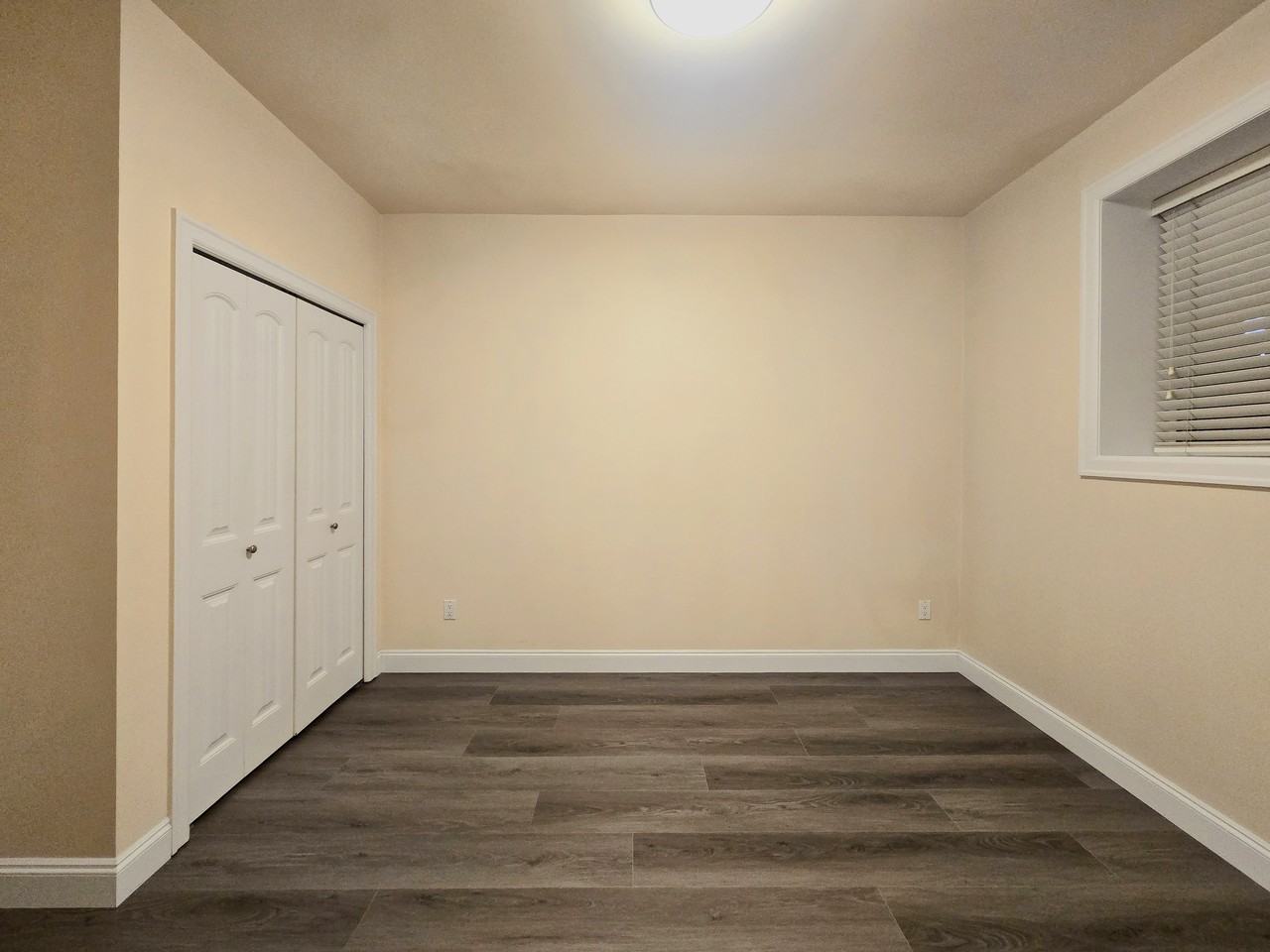 7322 Broadway - Photo 5 of 10