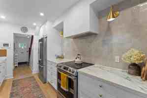featured image of 16 Springdale Blvd #1