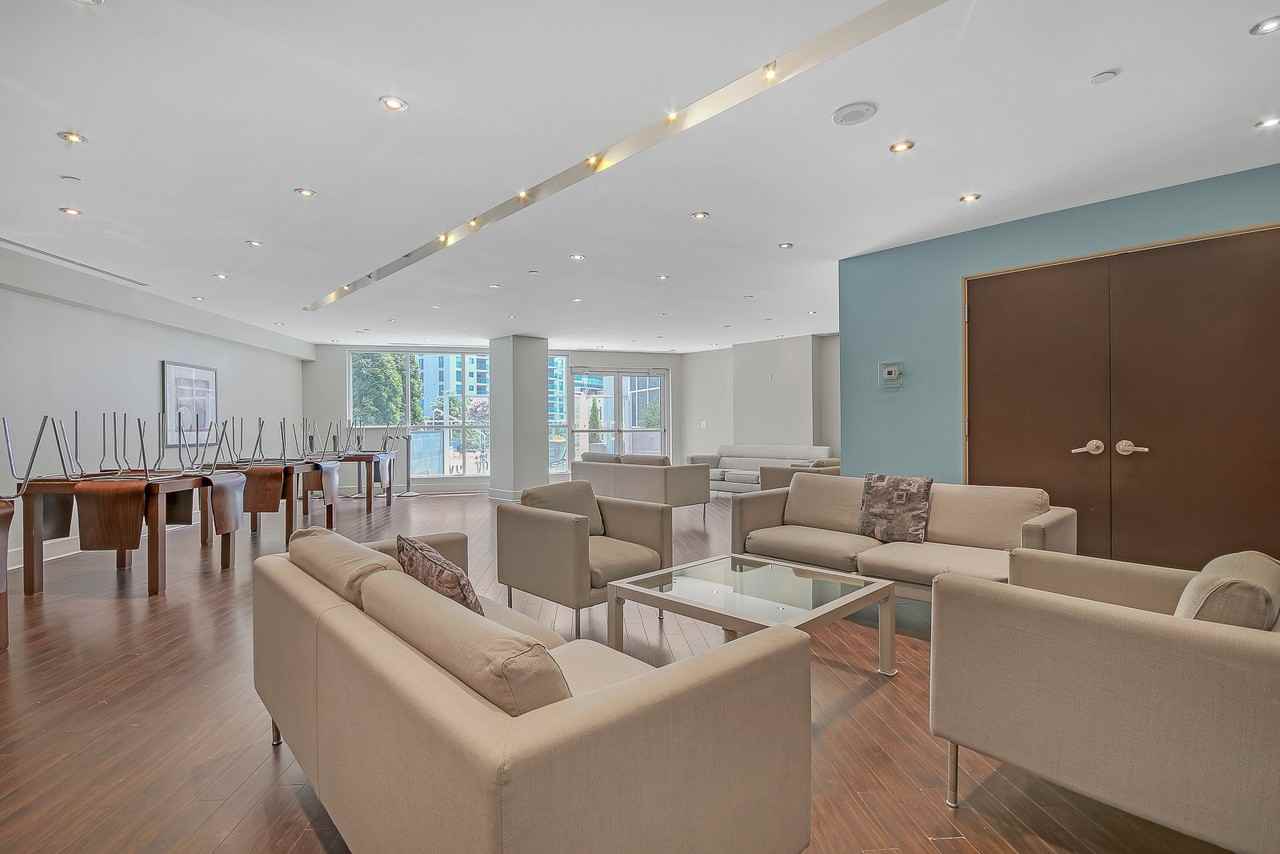208 Queens Quay W #1 - Photo 2 of 50