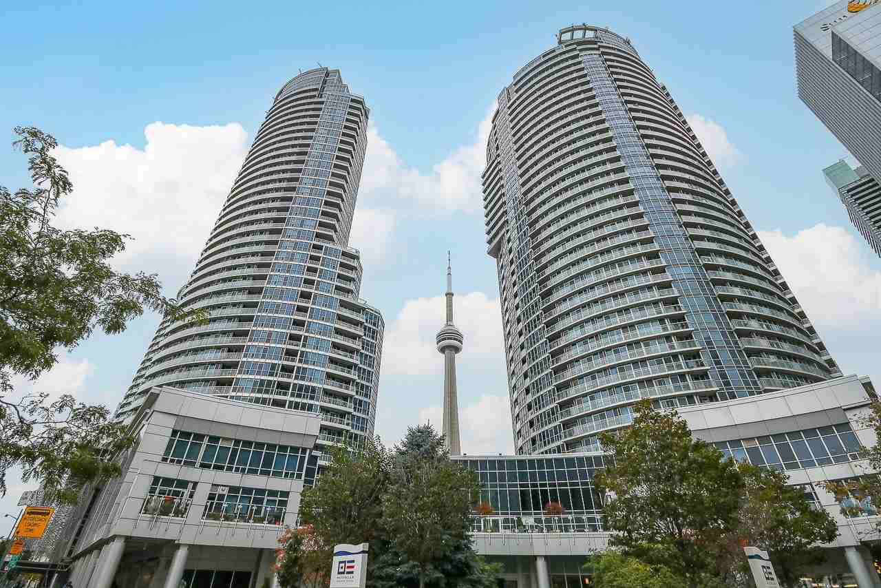 208 Queens Quay W #1 - Photo 5 of 50