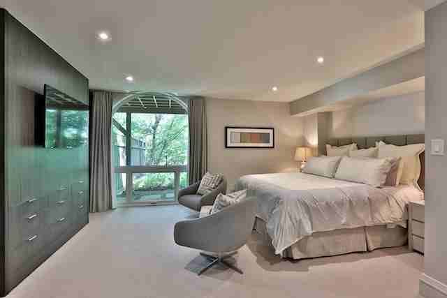Coachhouse - Photo 4 of 18