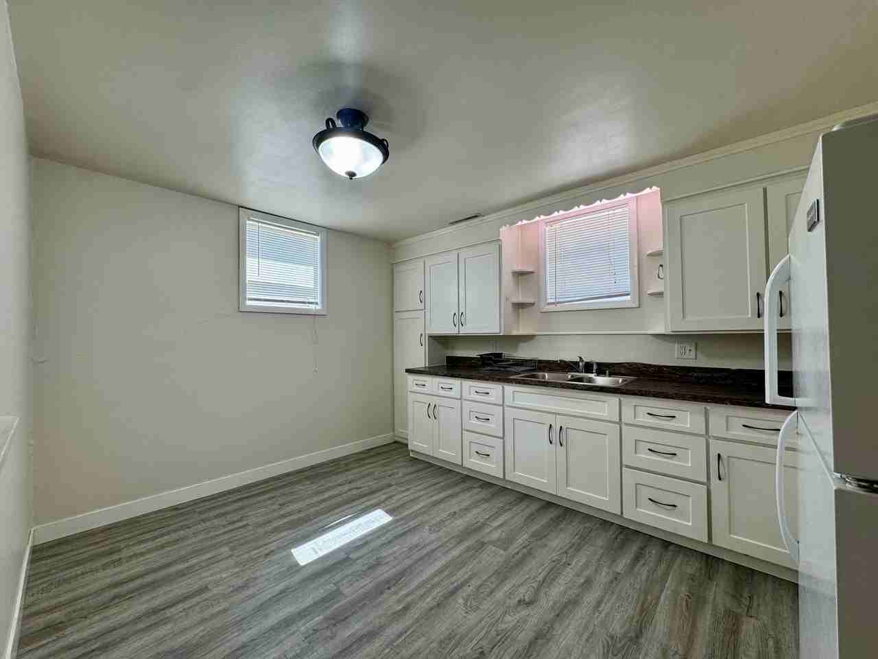 2220 East Avenue A 1/2 - Photo 5 of 14