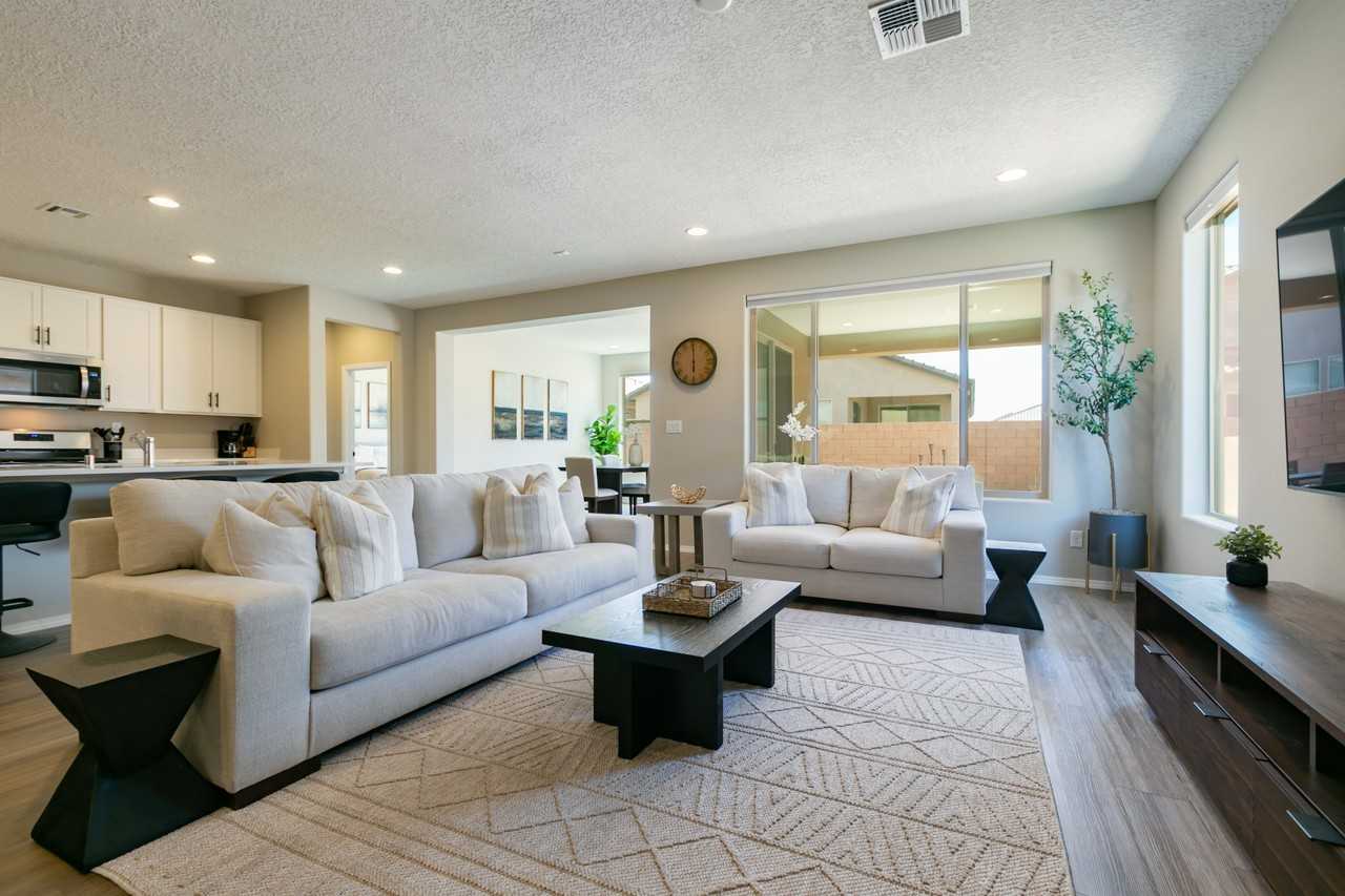 6057 Nauman Drive Dr Se - Photo 3 of 36