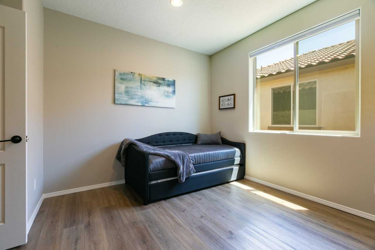 6057 Nauman Drive Dr Se - Photo 6 of 36