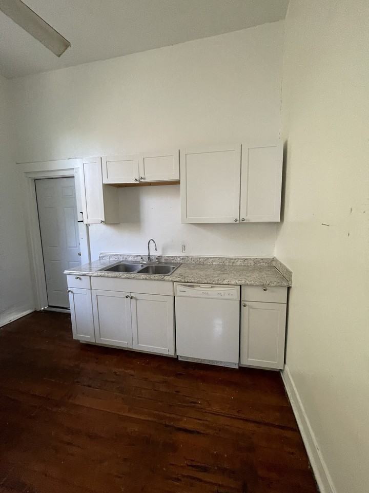 4229 Coliseum St. St Upper Right - Photo 2 of 12