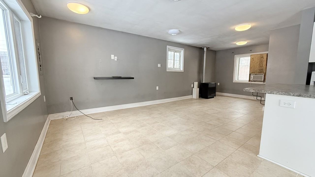 1100 Hamilton Rd #ADU - Photo 3 of 9