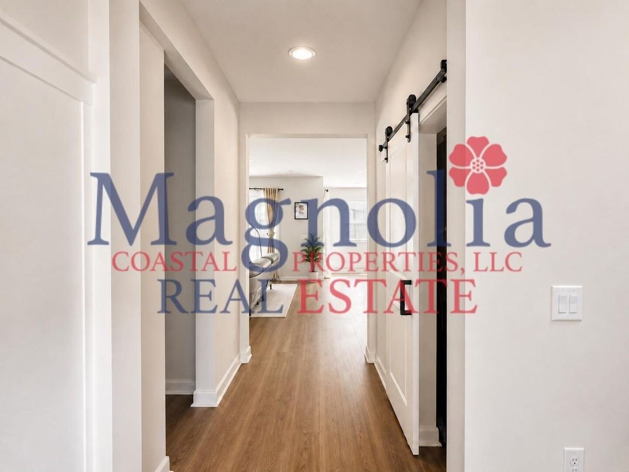 136 Mage St - Photo 3 of 28