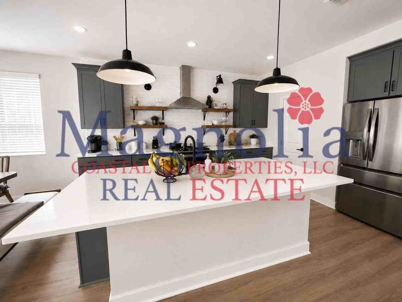 136 Mage St - Photo 5 of 28