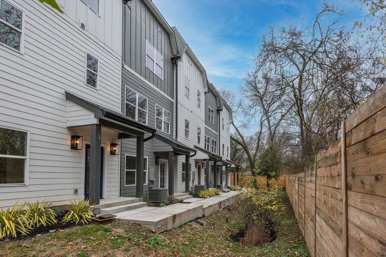 862 W Sharpe Ave #4