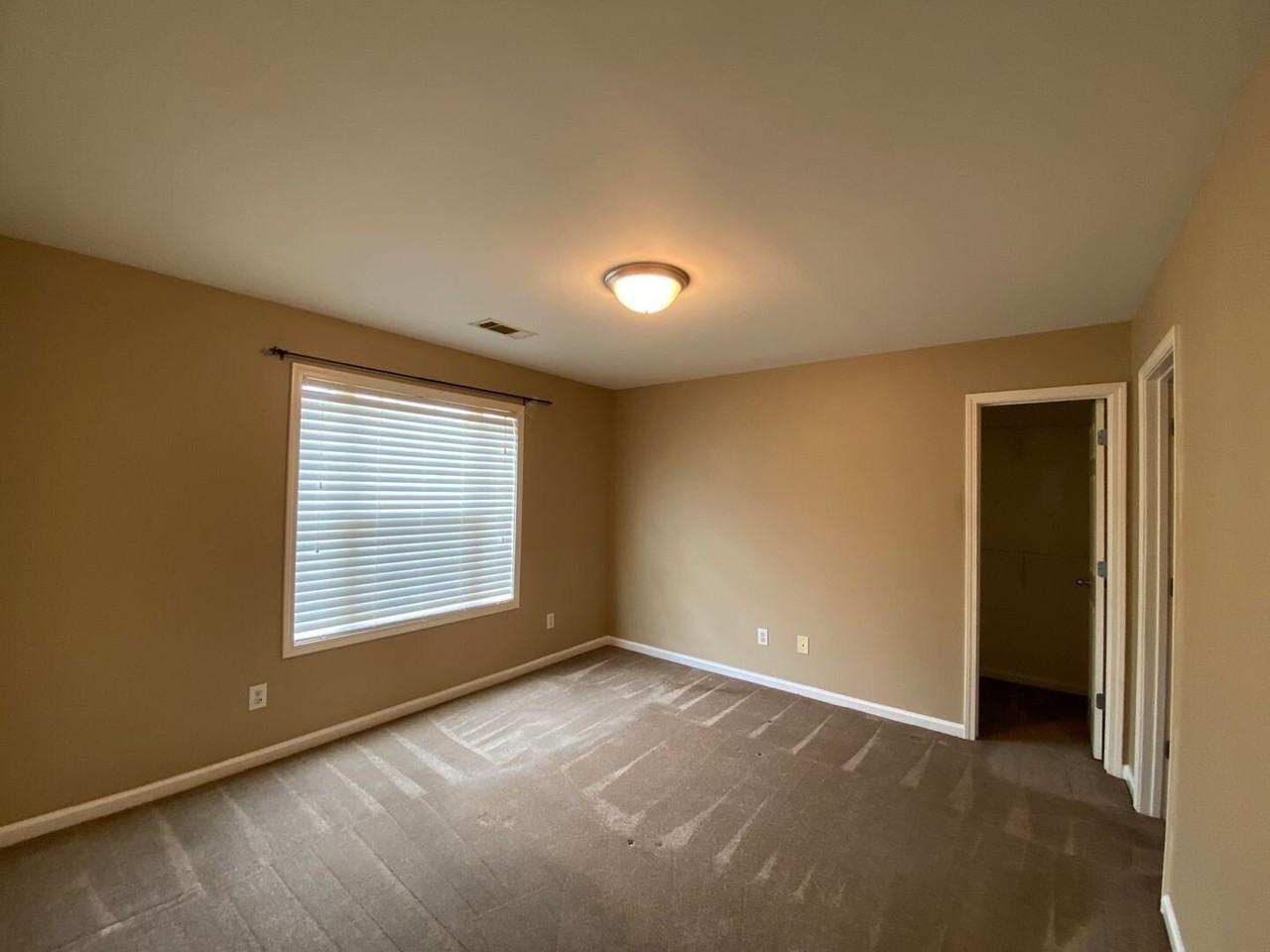 1143 Nashboro Blvd - Photo 7 of 16
