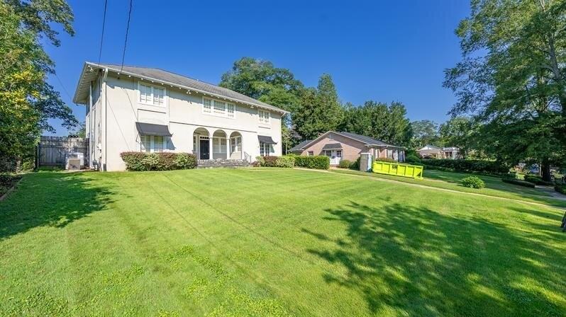 1711 Stark Ave - Photo 2 of 24
