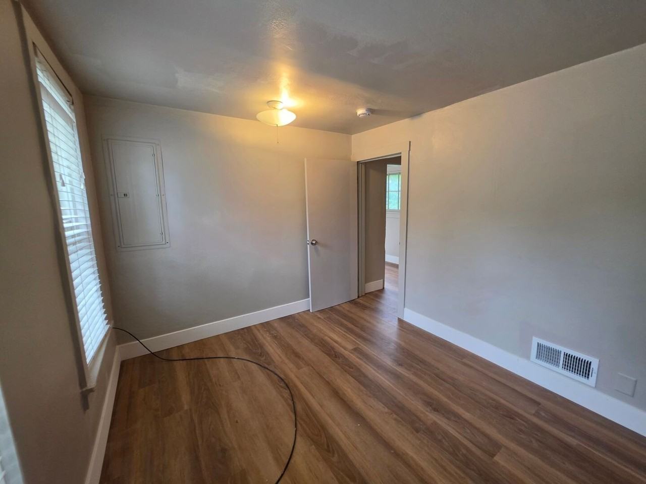 1055 E Front St - Photo 2 of 15