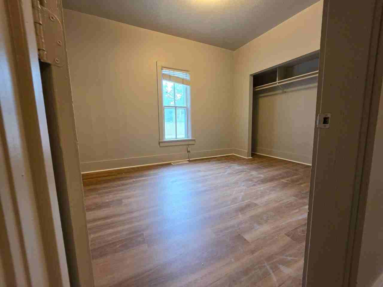 1055 E Front St - Photo 4 of 15