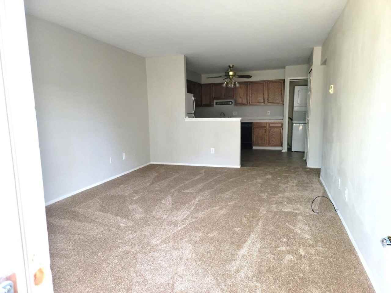 341,351,361 Spring Street - Photo 2 of 26