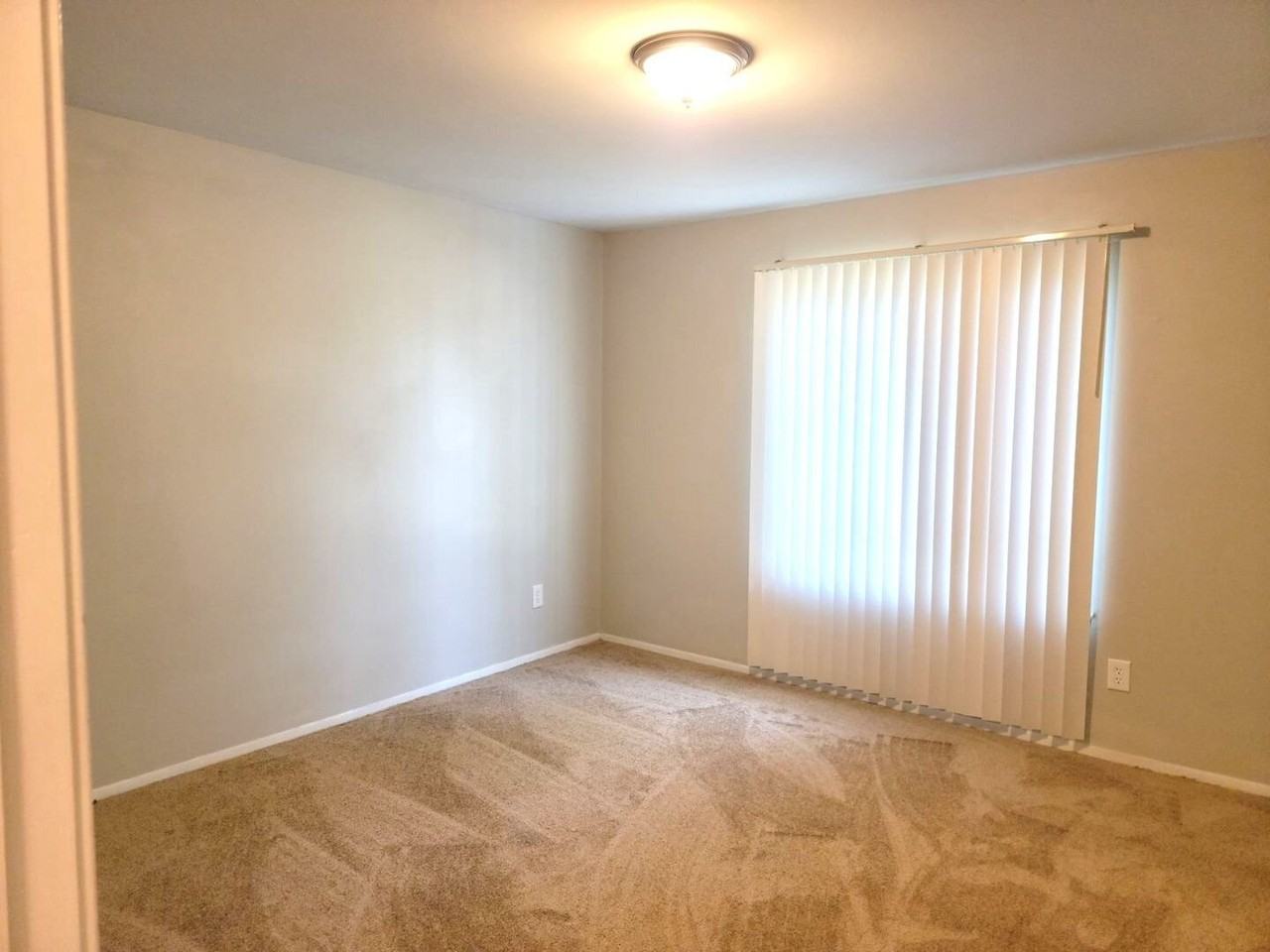 341,351,361 Spring Street - Photo 5 of 26