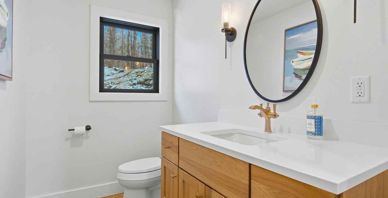 7320 Peninsula Dr - Photo 7 of 45