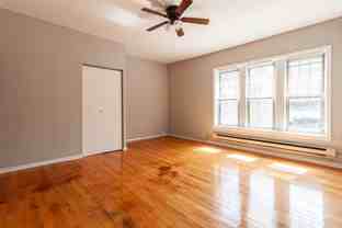 624 W Barry Ave #W2 - Photo 1 of 1