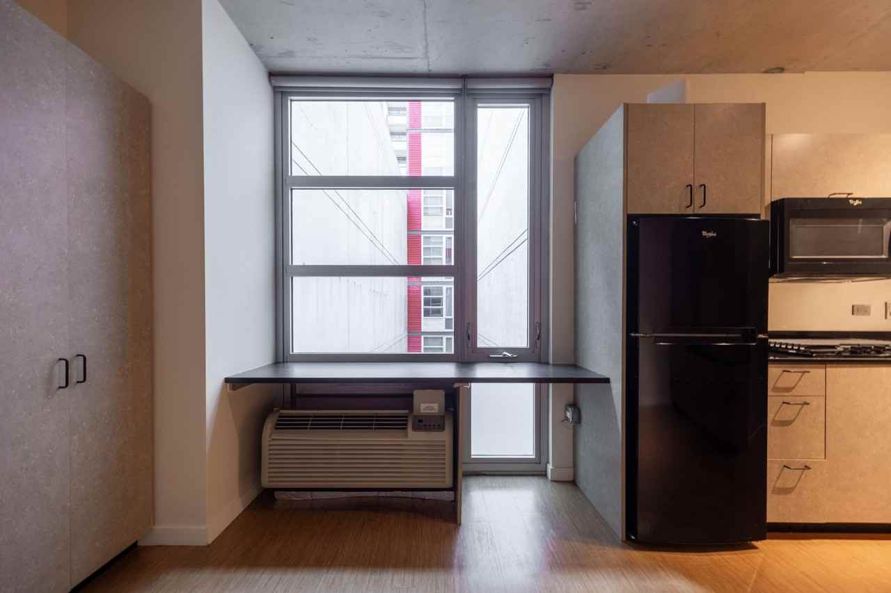 1515 N Fremont St #602 - Photo 4 of 27