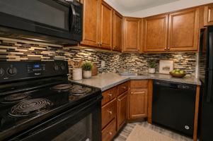 featured image of 34 Dowling Cir