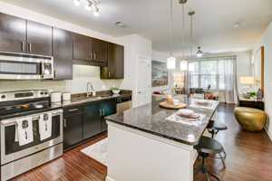 featured image of 749 9th St