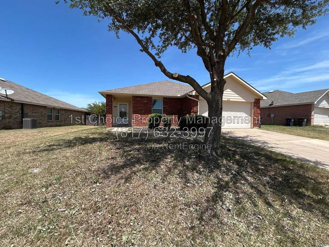 4888 Parkview Hills Ln - Photo 2 of 34