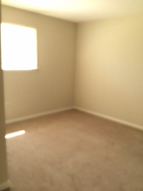 272 E Park Ave - Photo 3 of 4