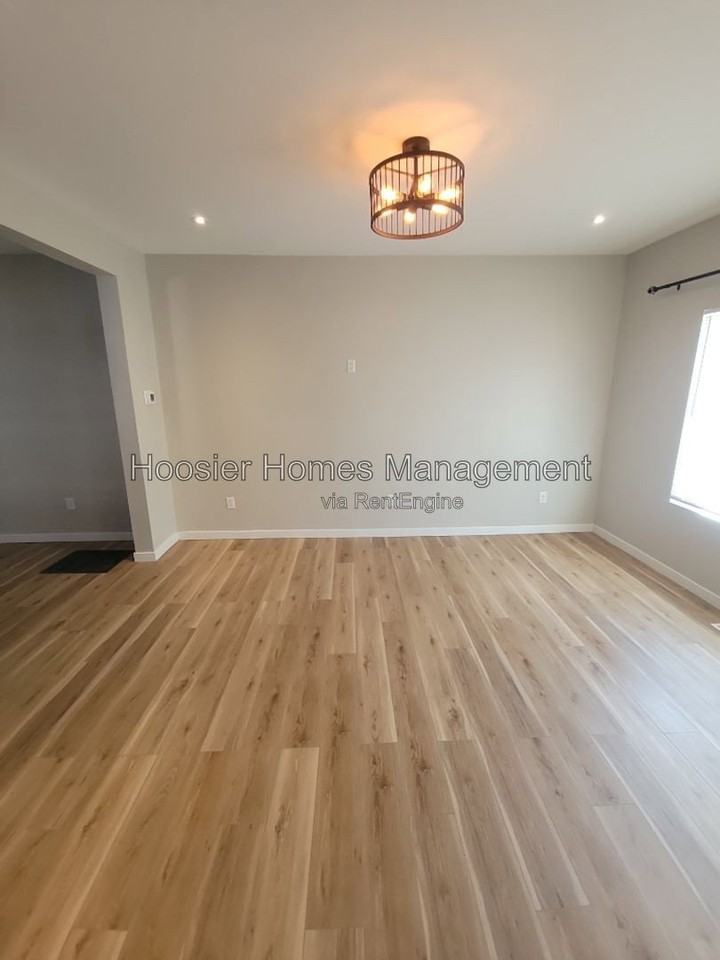 1814 E Ohio St - Photo 4 of 20