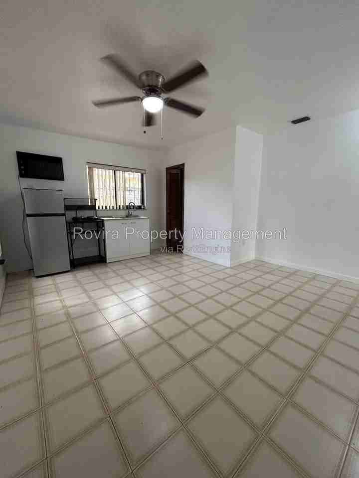 3034 Nw 4th Ter - Photo 6 of 15