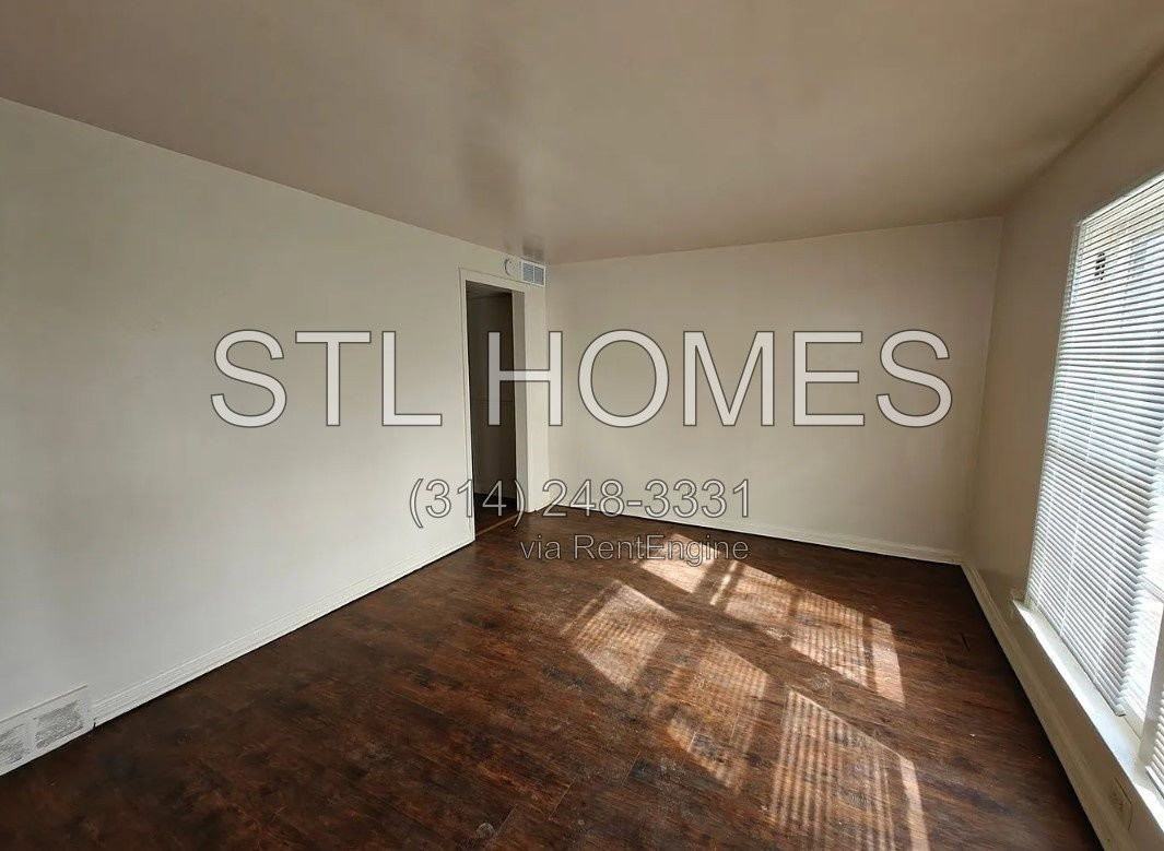 8859 Snowhill Ct - Photo 2 of 3