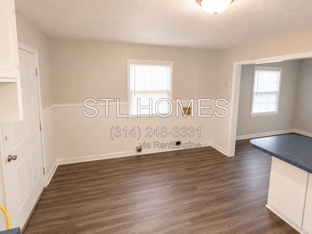 3251 Meadow Ln - Photo 2 of 10