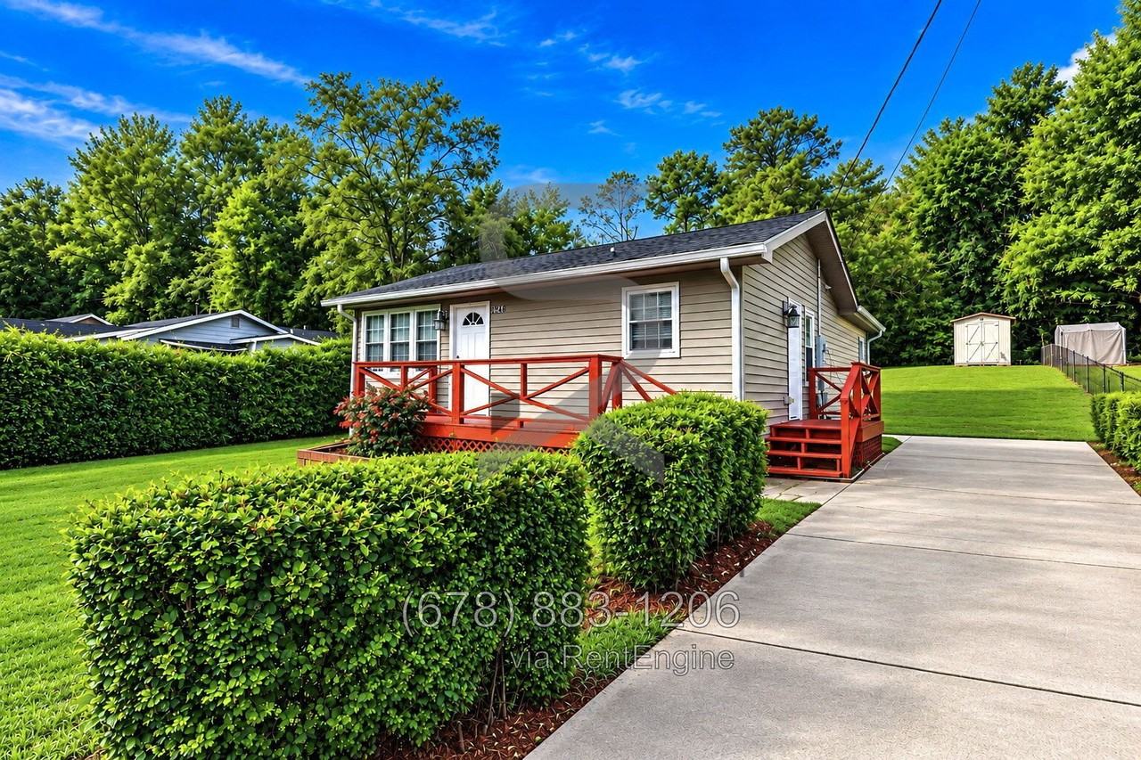 2746 Knoll Rd Se - Photo 2 of 19