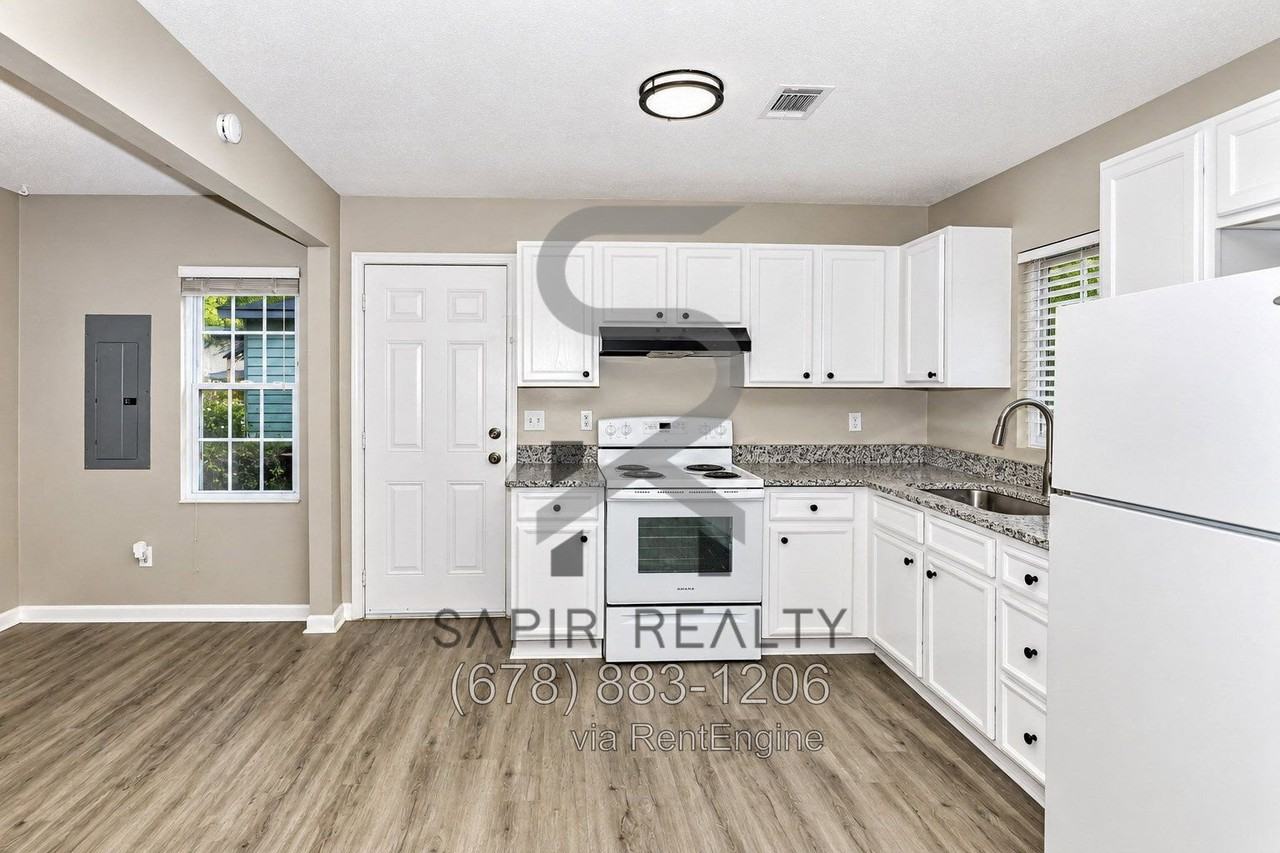 2746 Knoll Rd Se - Photo 5 of 19