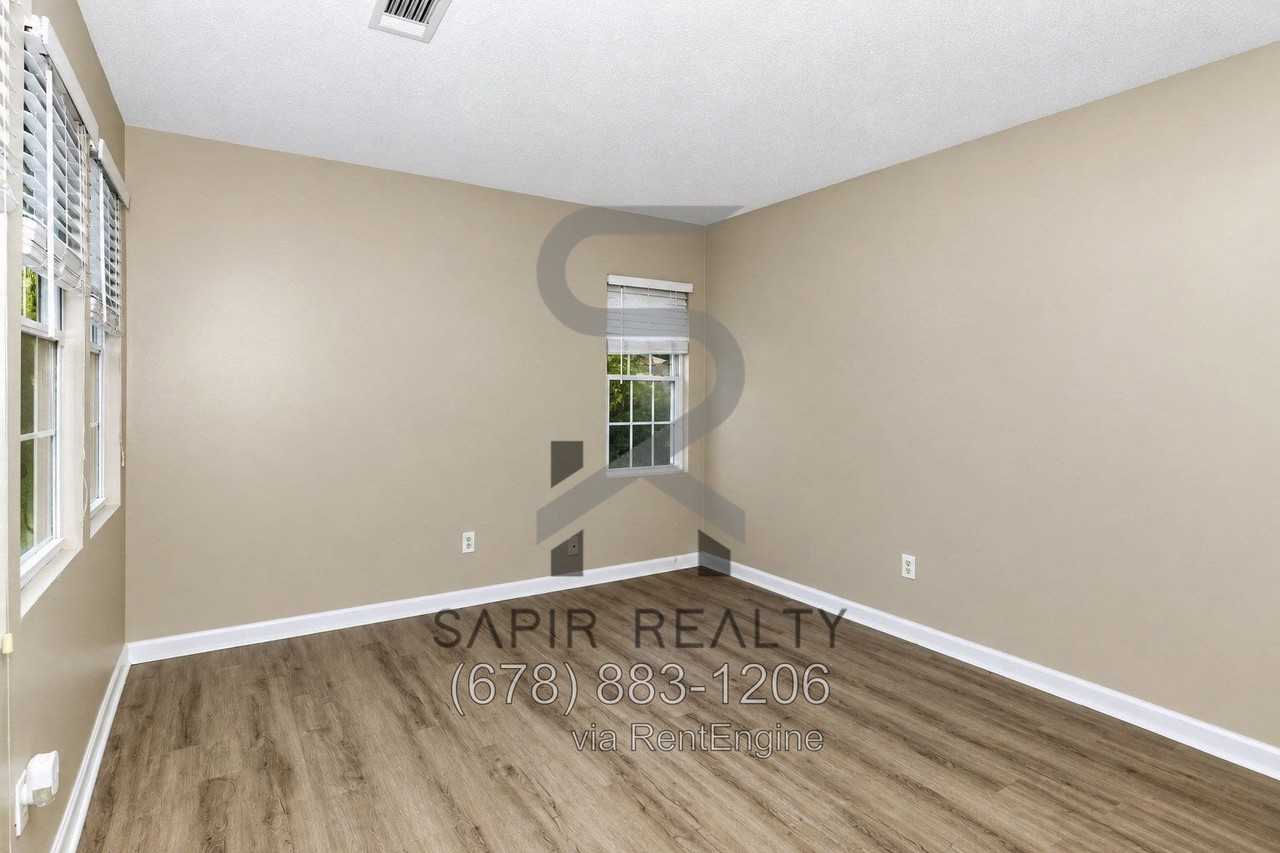 2746 Knoll Rd Se - Photo 7 of 19
