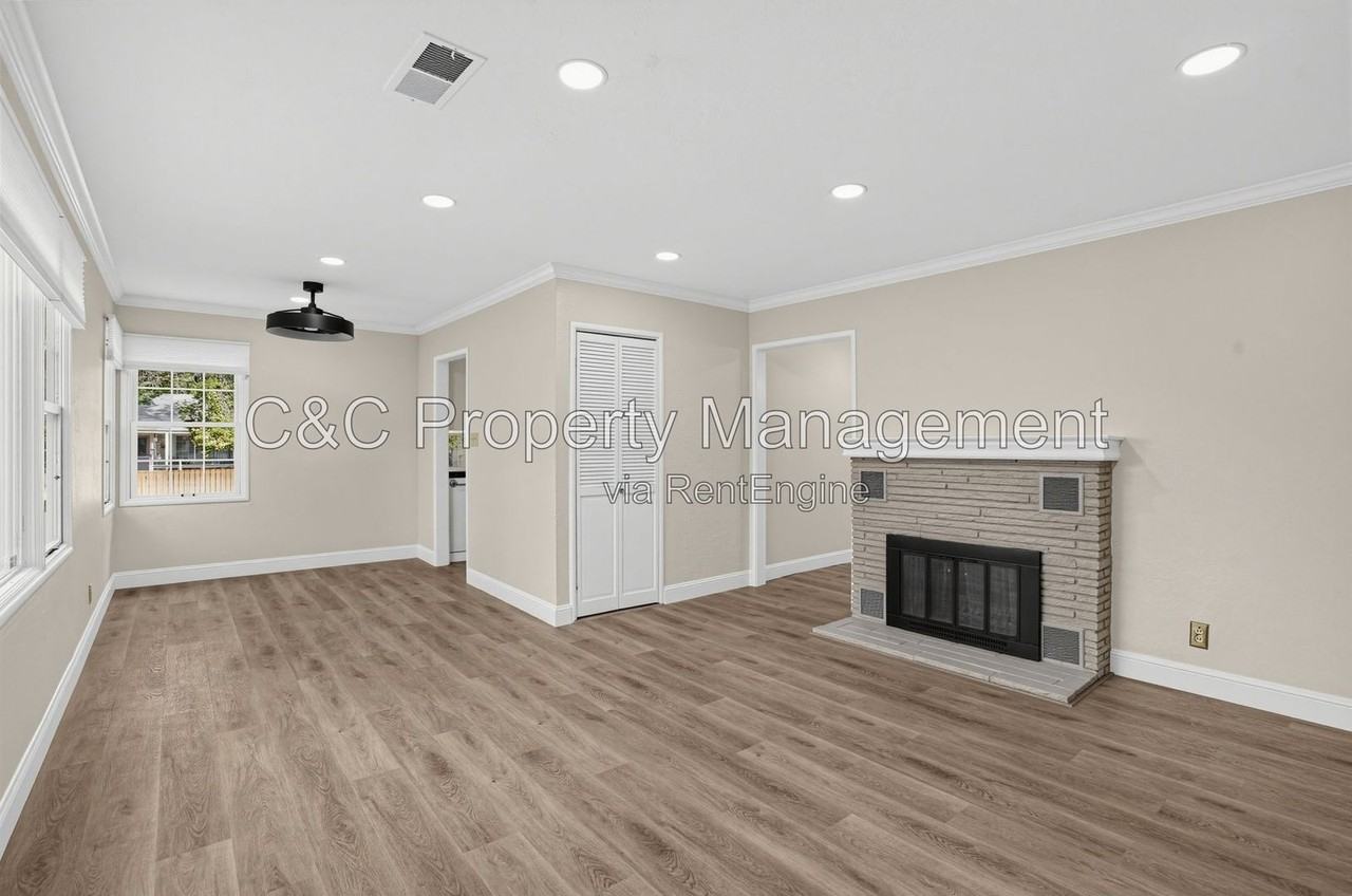 3606 Granzotto Dr - Photo 5 of 30