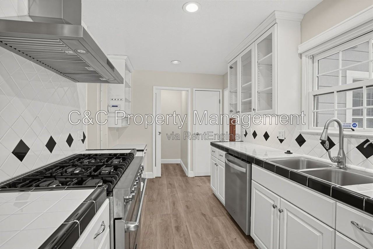 3606 Granzotto Dr - Photo 7 of 30
