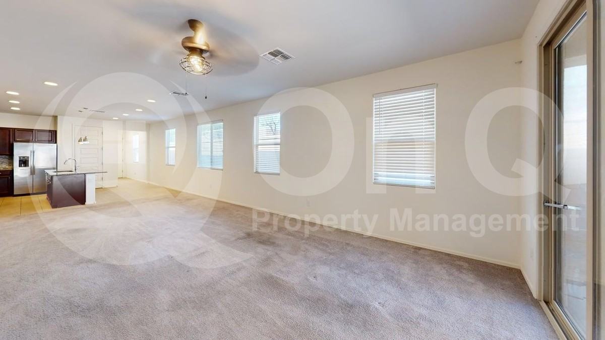 16038 S Camino Casal - Photo 4 of 24