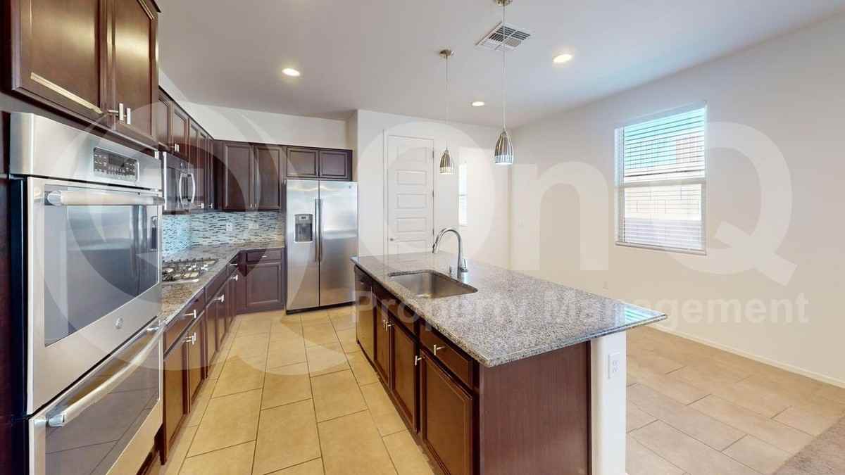 16038 S Camino Casal - Photo 6 of 24
