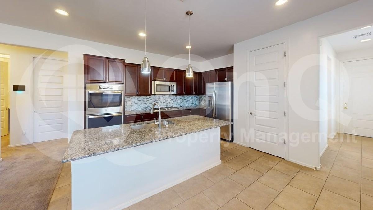 16038 S Camino Casal - Photo 7 of 24