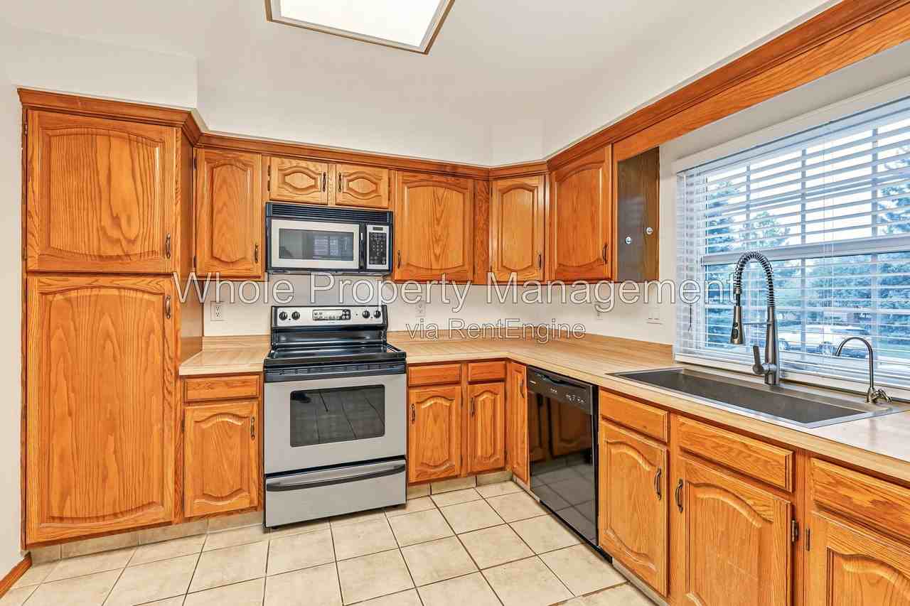 3441 W 98th Dr #D - Photo 7 of 28