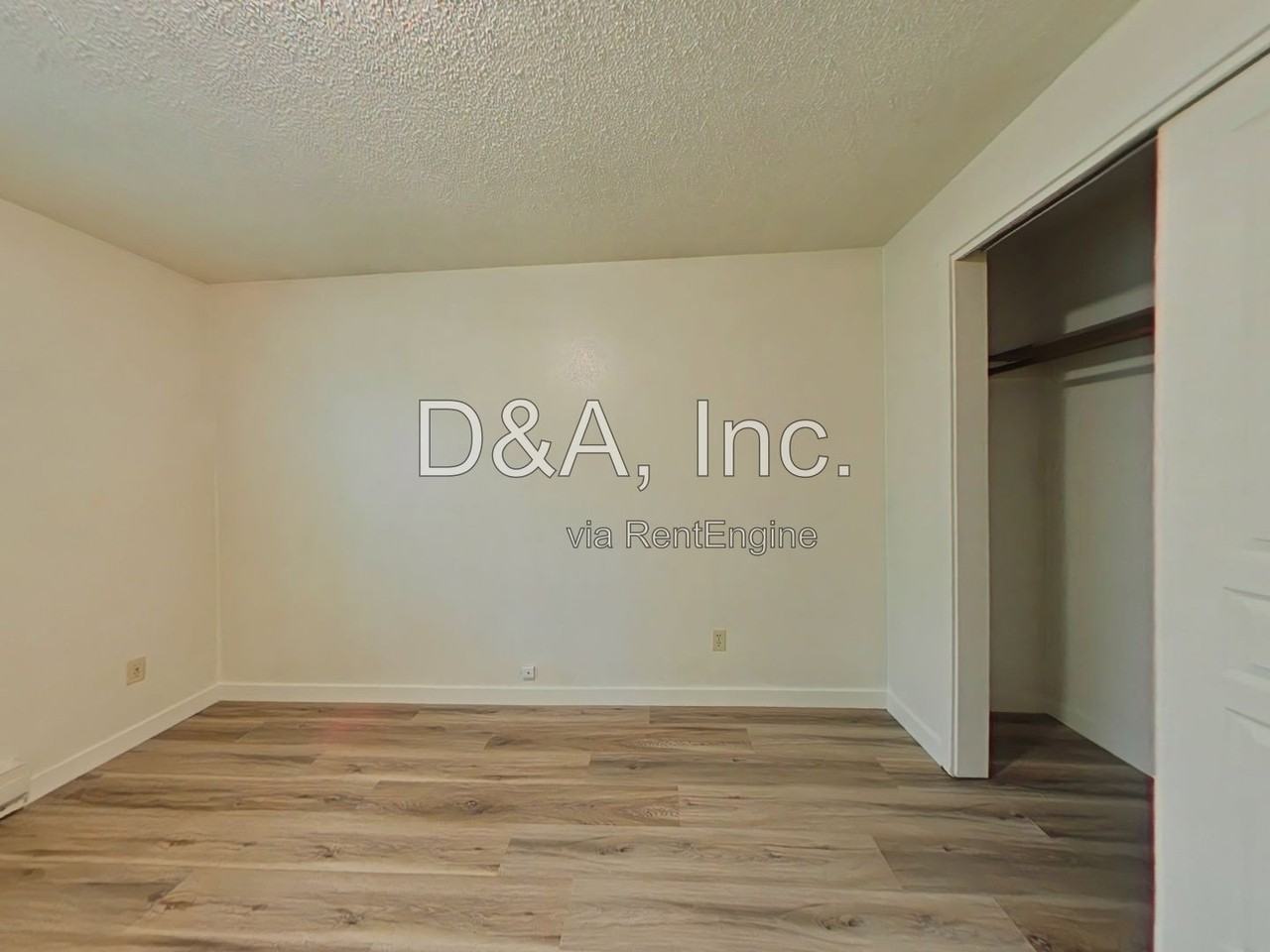 2170 Se Ryan St - Photo 6 of 12